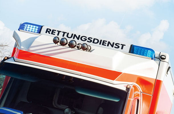 rettungsdienst-krankenwagen-notarzt-notruf-112